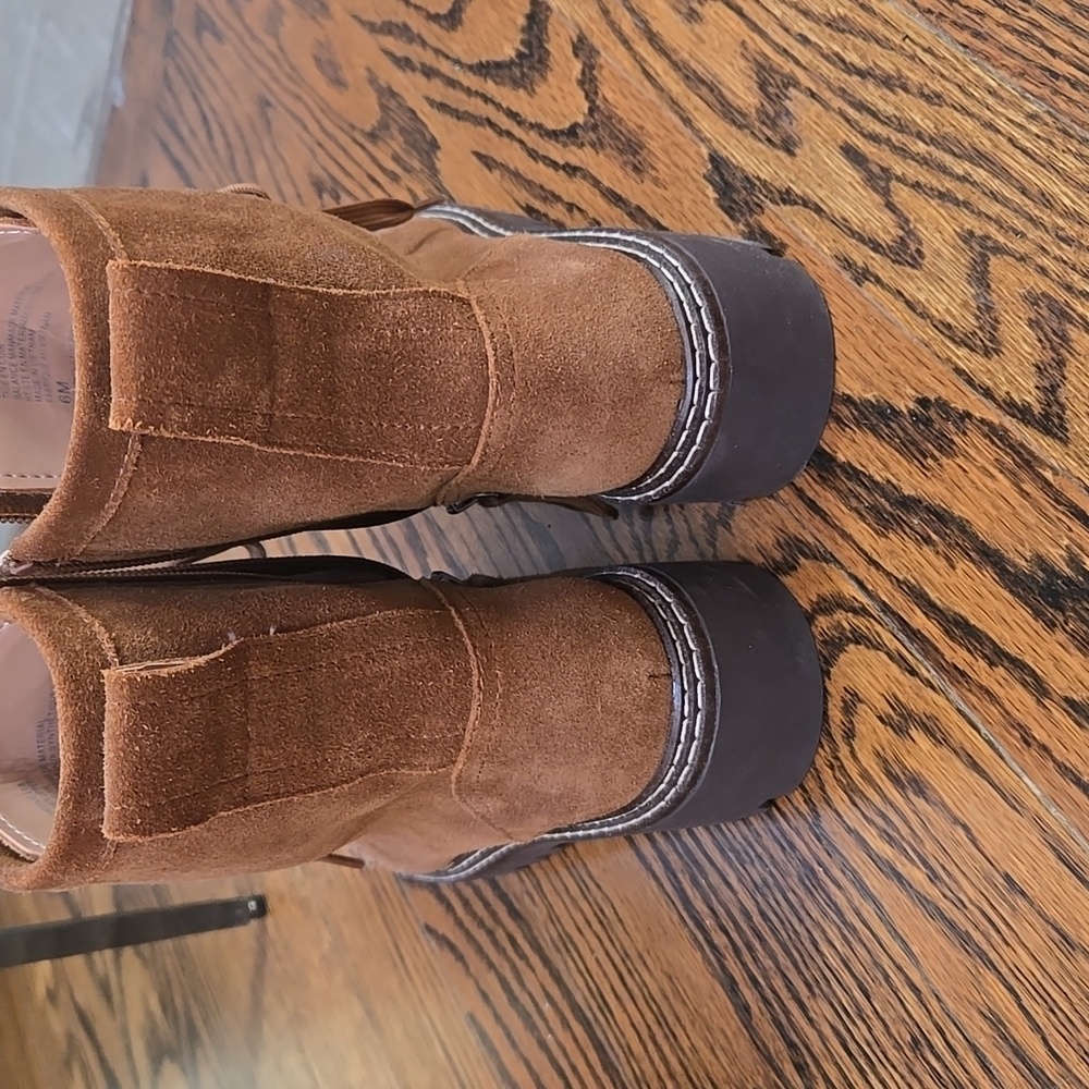 Nordstrom Brown Suede Saddle Boots Size 6 - Picture 2 of 5